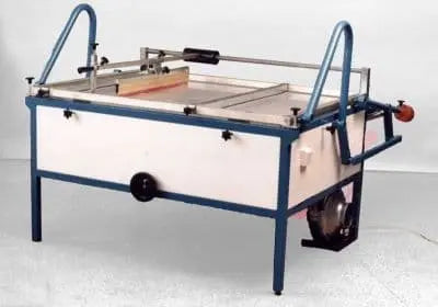 MANUAL SCREEN PRINTING FLATBED TABLE No3. With guided squeegee and vacuum.76x107cm B1 SIZE Art2Silkscreen